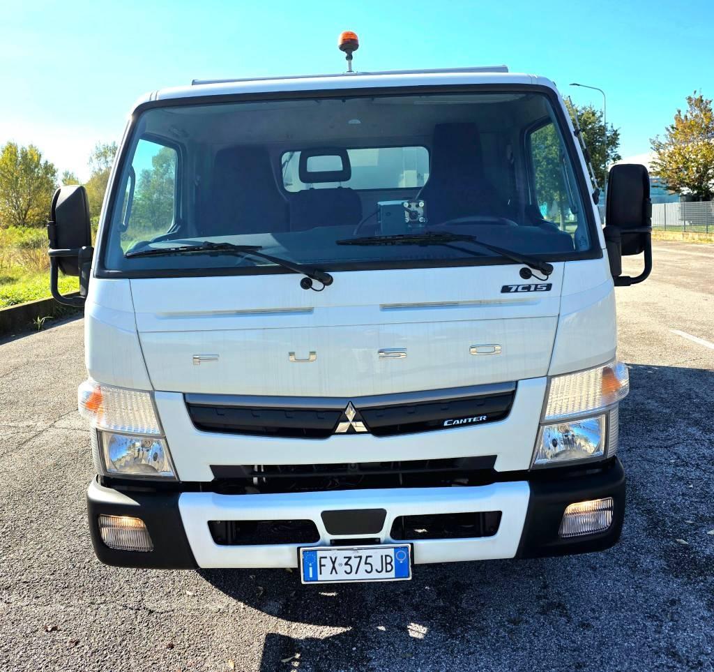 Fuso FUSO CANTER 7C15 Camion dei rifiuti